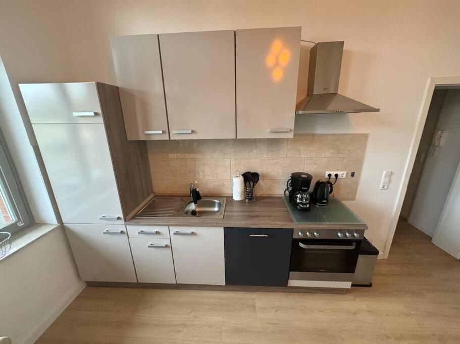 Apartment Mit Parkplatz Und Wifi Magdeburg Dış mekan fotoğraf